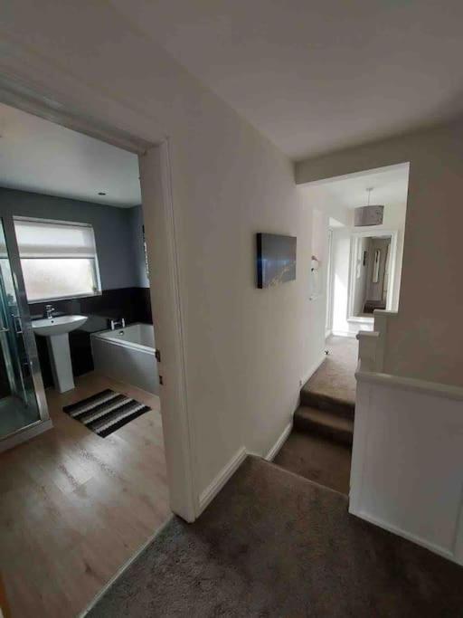 Modern 4 Bedroom House In Weymouth Sunny Corner Kültér fotó