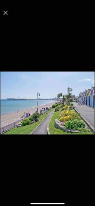 Modern 4 Bedroom House In Weymouth Sunny Corner Kültér fotó